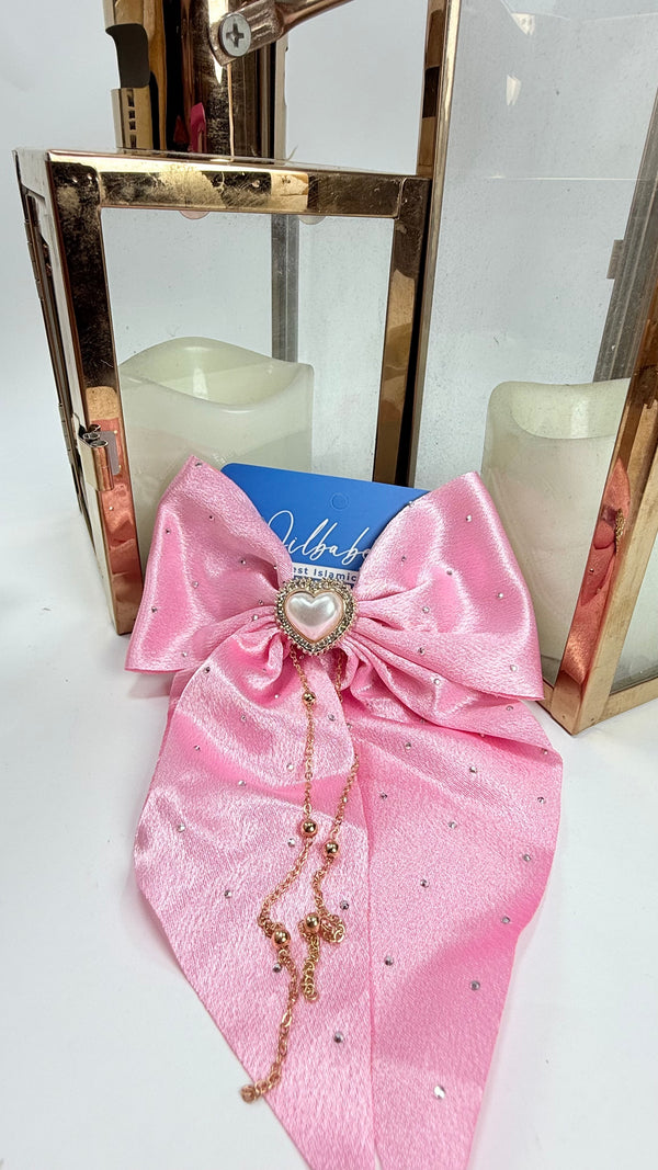 Silk Mukaish Bow With Heart Stone