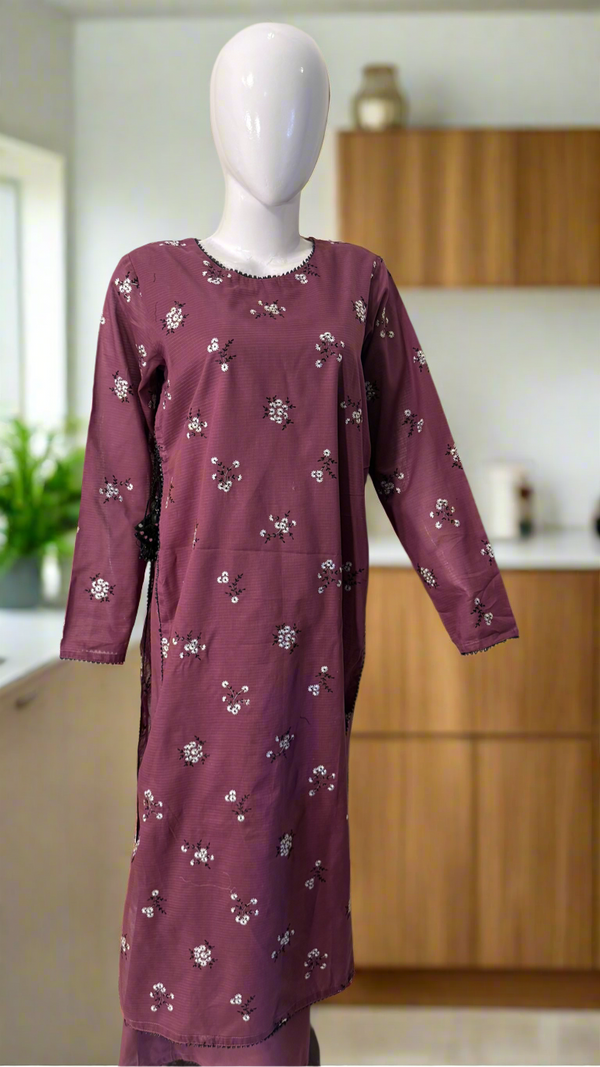 Lilic chicken kari dress with black Embellished work and Tussles