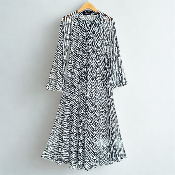 Black & white Crinkle Chiffon Printed Abaya with Matching Hijab