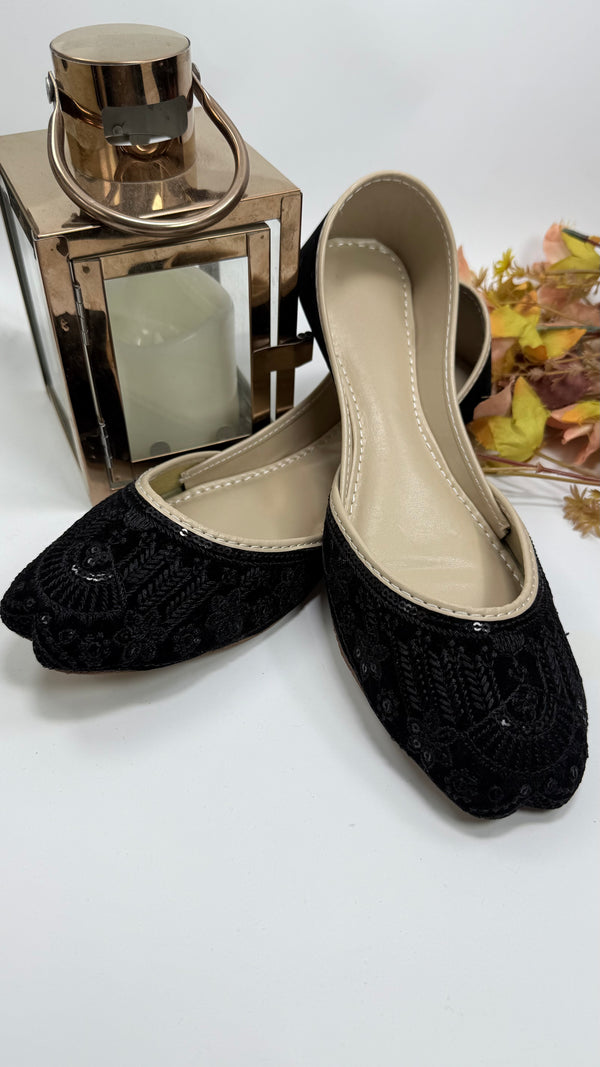 Fancy Khussa - Black Color | Handcrafted Traditional Footwear