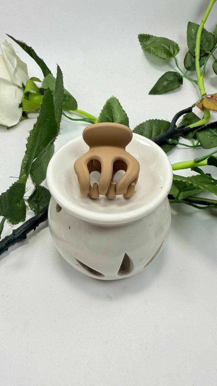 Mat Finish m shape cachers